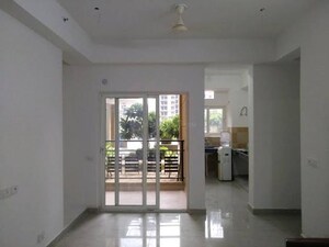 Living Room in 3 BHK Builder Floor at Pitampura – for Sale