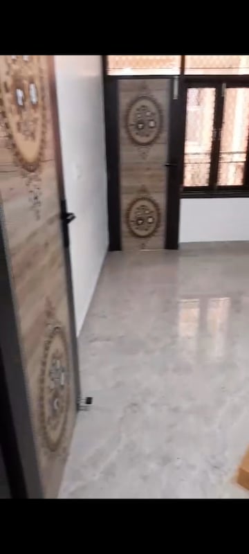 Parking in 2 BHK Builder Floor at Govindpuri – for Rent