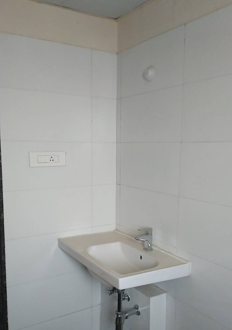 Bathroom, my-home-vihanga 3 Bedroom 2160 Sq.Ft. Apartment In Gachibowli Hyderabad 8585387