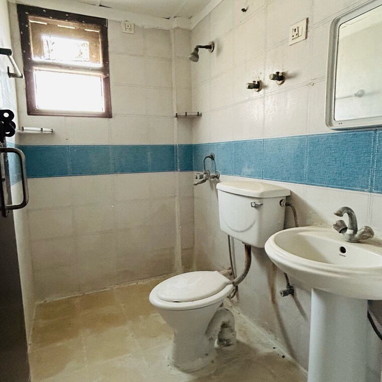 Bathroom, tdi-my-floor-1 3 Bedroom 180 Sq.Ft. Builder Floor In Sector 63 Sonipat 8585395