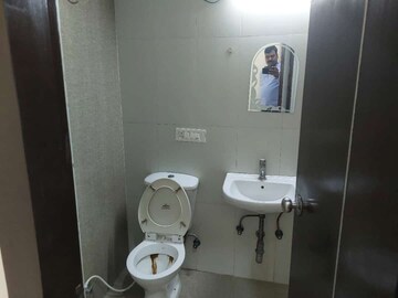 Bathroom in 2 BHK Builder Floor at RWA Apartments Sector 47, Sector 47 – for Rent