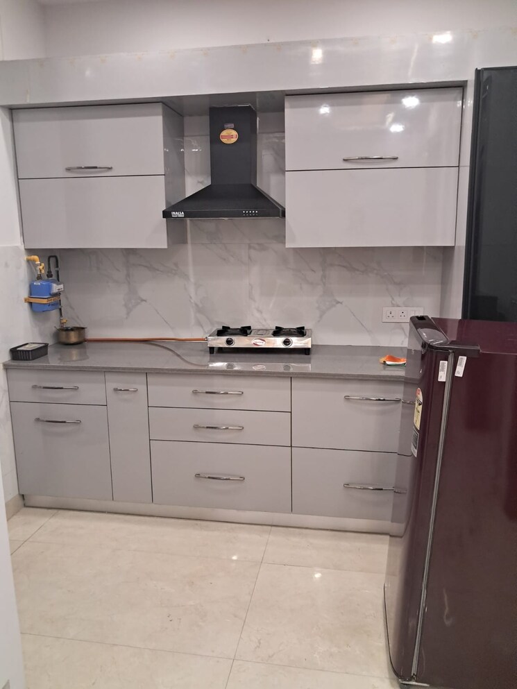 Kitchen, indrapuram 2 Bedroom 110 Sq.Mt. Builder Floor In Indrapuram Ghaziabad 8585409