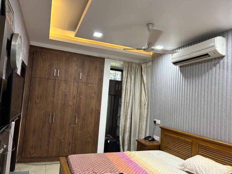 Bedroom, panchsheel park 4 Bedroom 3000 Sq.Ft. Villa In Panchsheel Park Delhi 8585224