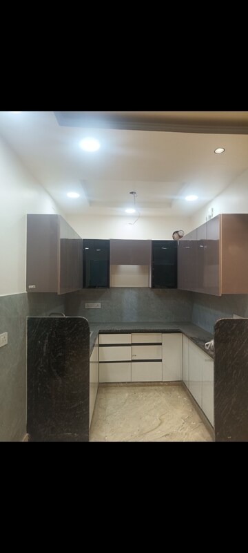 Kitchen in 2.5 BHK Builder Floor at Roop Nagar – for Rent