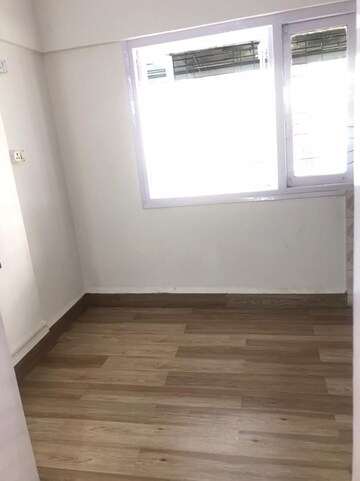 Room in 1 BHK Apartment at Benzer Apartment, Andheri West – for Sale