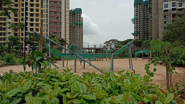 Balcony, runwal-gardens-phase-i 2 Bedroom 669 Sq.Ft. Apartment In Dombivli East Thane 8585531