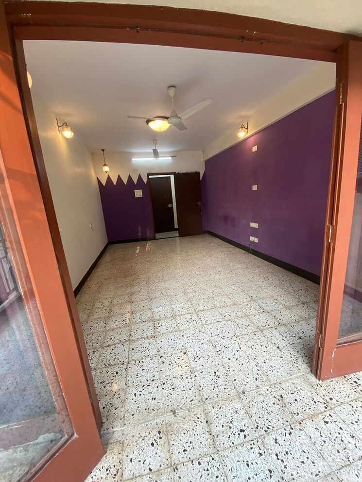 Other, khar west 3 Bedroom 1200 Sq.Ft. Apartment In Khar West Mumbai 8585514