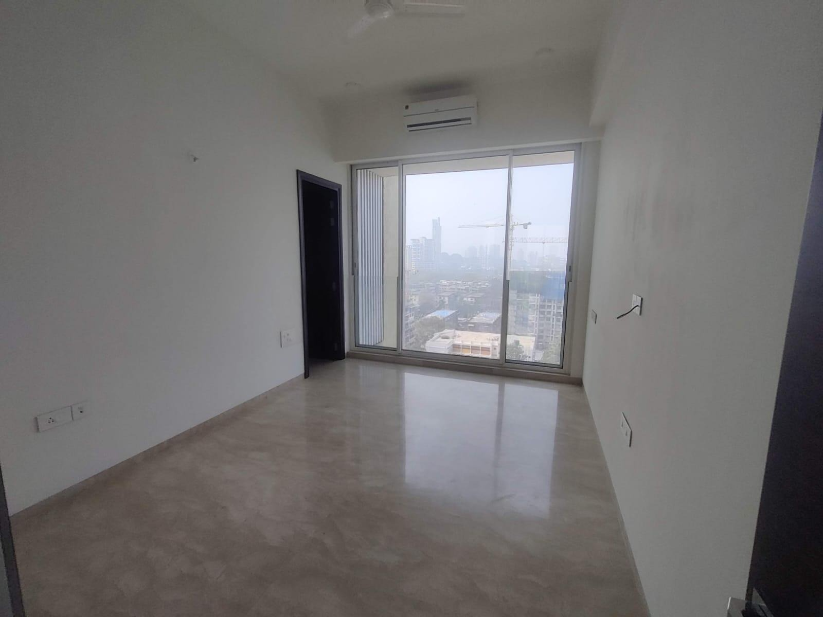 4 BHK + Servant Room Apartment For Sale in Raheja Imperia