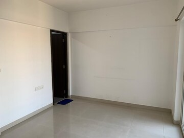 3 BHK Apartment For Rent in Lodha Amara, Kolshet Road