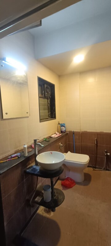 Bathroom in 3 BHK Apartment at Sagar Avenue, Santacruz East – for Rent