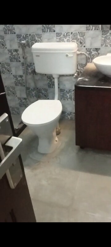 Bathroom in 2.5 BHK Apartment at Kalkaji – for Rent