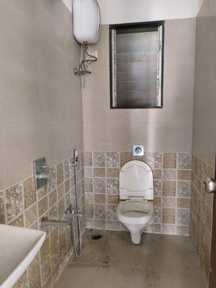 Bathroom, paradise-apartment-ulwe 1 Bedroom 645 Sq.Ft. Apartment In Ulwe Sector 18 Navi Mumbai 8548389