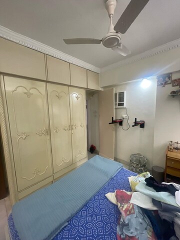Bedroom in 3 BHK Apartment at Khar West – for Rent