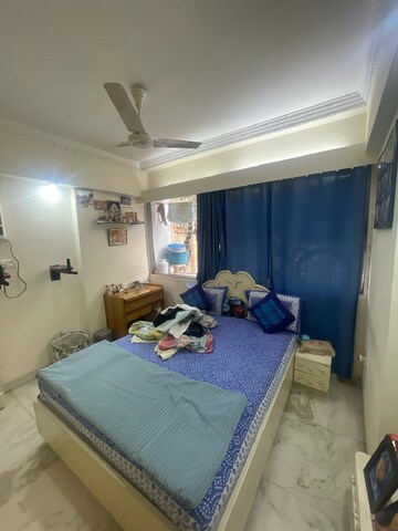 Bedroom in 3 BHK Apartment at Khar West – for Rent
