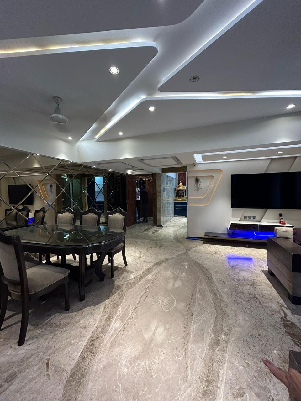 3 BHK + Extra Room Apartment For Rent in Palash Towers