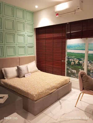 Bedroom in 2 BHK Apartment at Kandivali West – for Sale