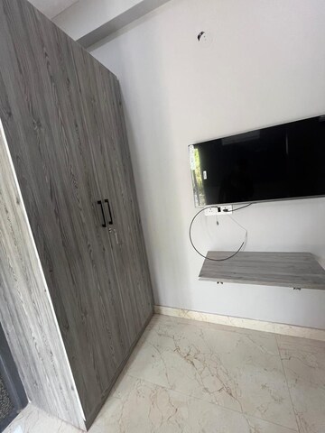 Furnished Amenities in 1 RK Builder Floor at Sector 55 – for Rent