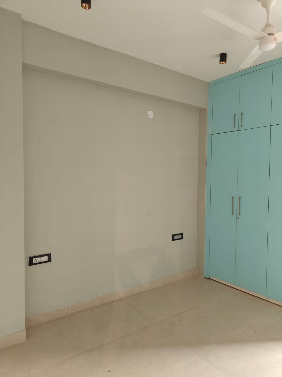 5 BHK + Pooja Room 2600 Sq.Ft. Apartment in Raunak Residency
