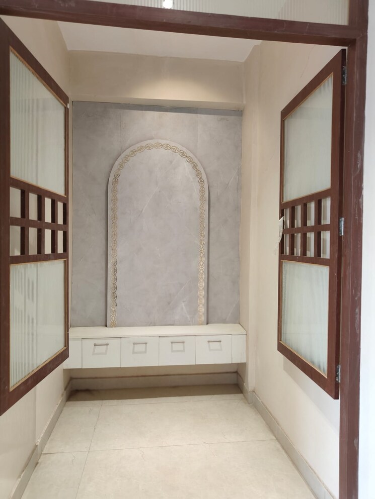 Room, raunak-residency 5 Bedroom 2600 Sq.Ft. Apartment In Rupaspur Patna 8585691