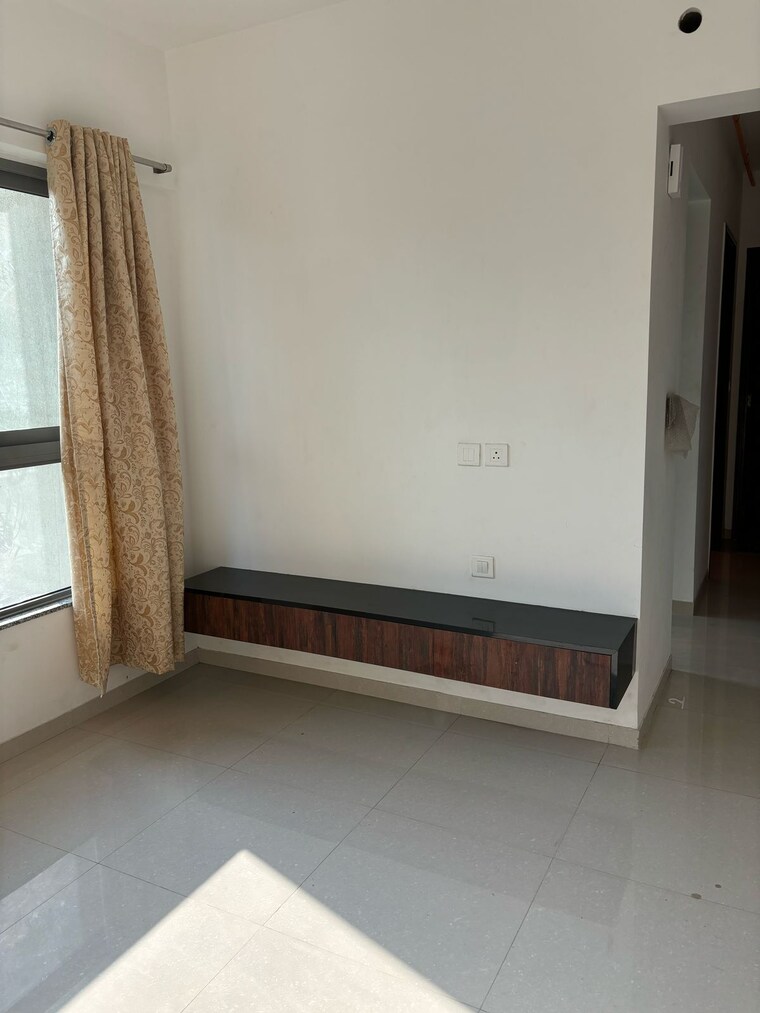 Living Room, kalpataru-immensa 2 Bedroom 784 Sq.Ft. Apartment In Kolshet Road Thane 8585672