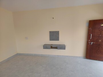Furnished Amenities in 2 BHK Builder Floor at Kaggadasapura – for Rent
