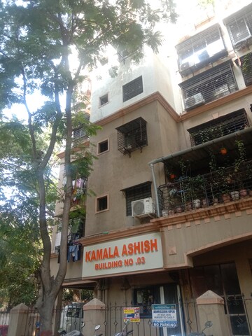 3 BHK Apartment For Rent in Kamala Ashish Tower, Kandivali West