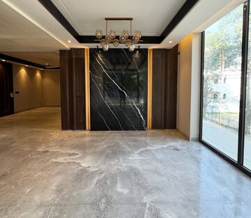 Room in 3 BHK Apartment at Sublime Spring Elmas, Sector 12 Greater Noida – for Sale