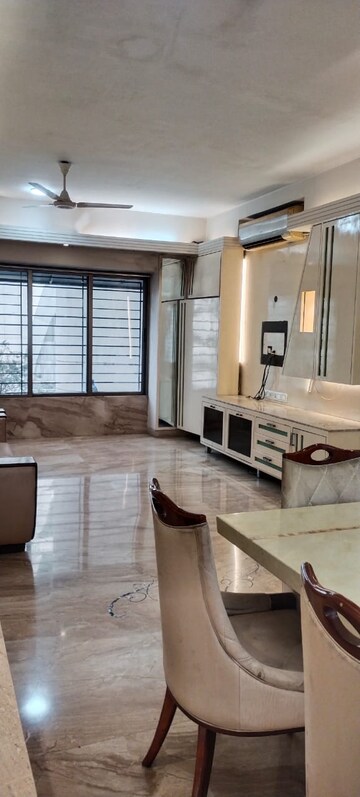 3 BHK Apartment For Rent in Raheja Sherwood, Goregaon East