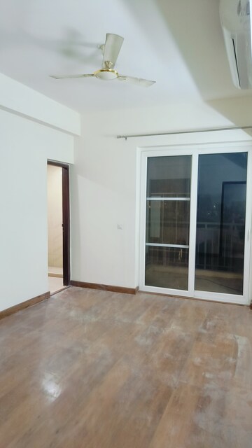 Room in 3 BHK Apartment at Puri Aanandvilas, Sector 81 – for Rent