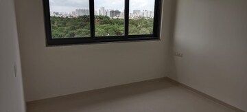 Room in 1.5 BHK Apartment at Amanora Gold Towers, Hadapsar – for Rent