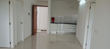 Bathroom in 1.5 BHK Apartment at Amanora Gold Towers, Hadapsar – for Rent