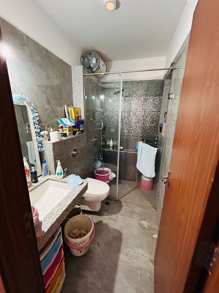 Bathroom, amanora-adreno-towers 2 Bedroom 808 Sq.Ft. Apartment In Hadapsar Pune 8585827