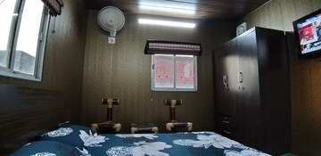 Living Room in 1 BHK Builder Floor at Lajpat Nagar I – for Rent