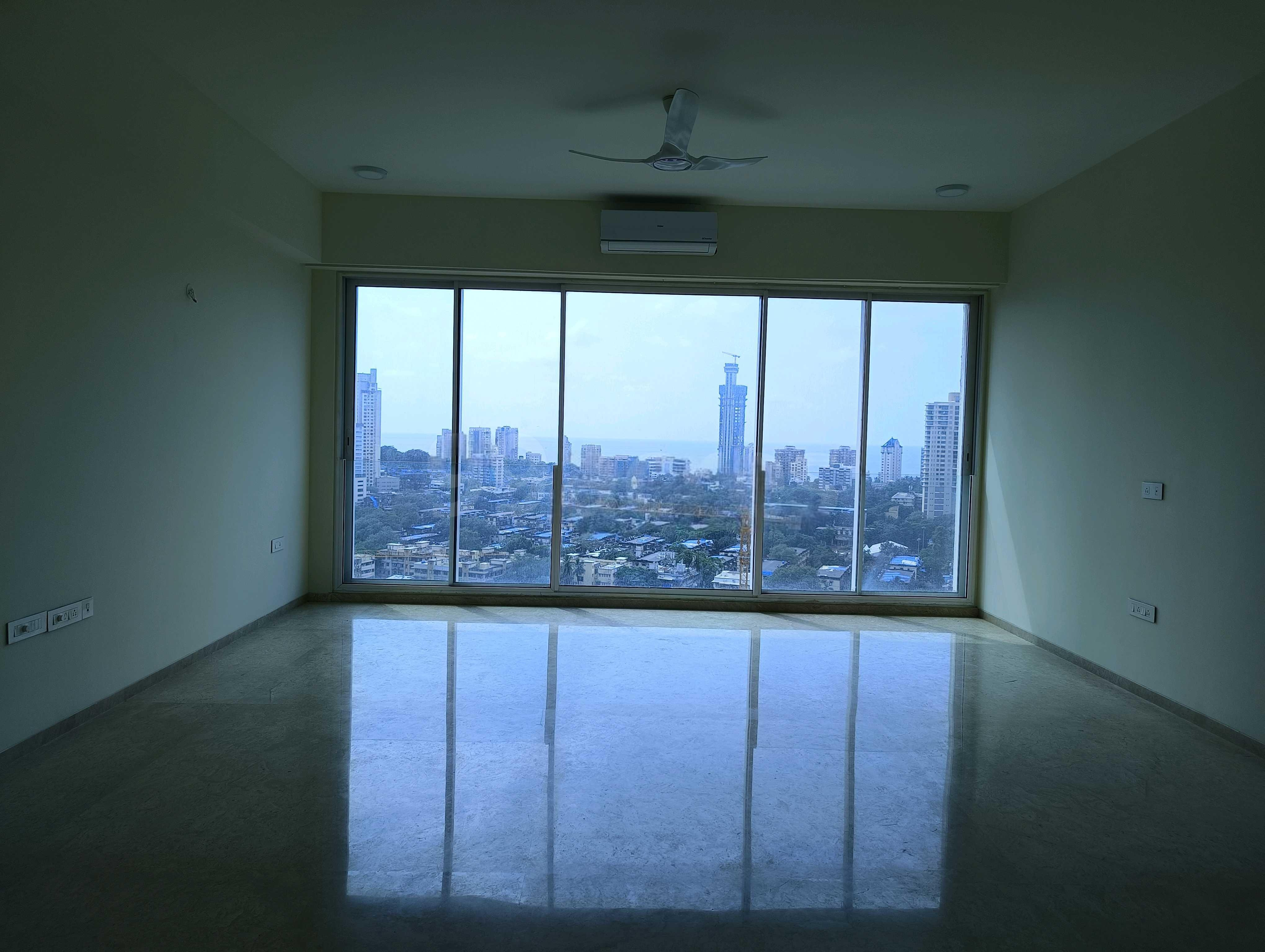 4 BHK + Servant Room Apartment For Sale in Raheja Imperia