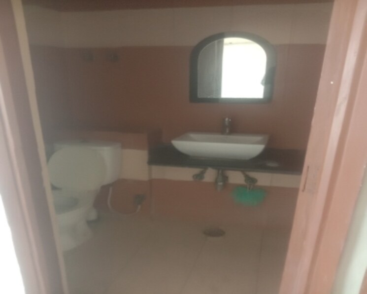 Bathroom, mahagun-mywoods 2 Bedroom 937 Sq.Ft. Apartment In Sector 16c Greater Noida Greater Noida 8585843