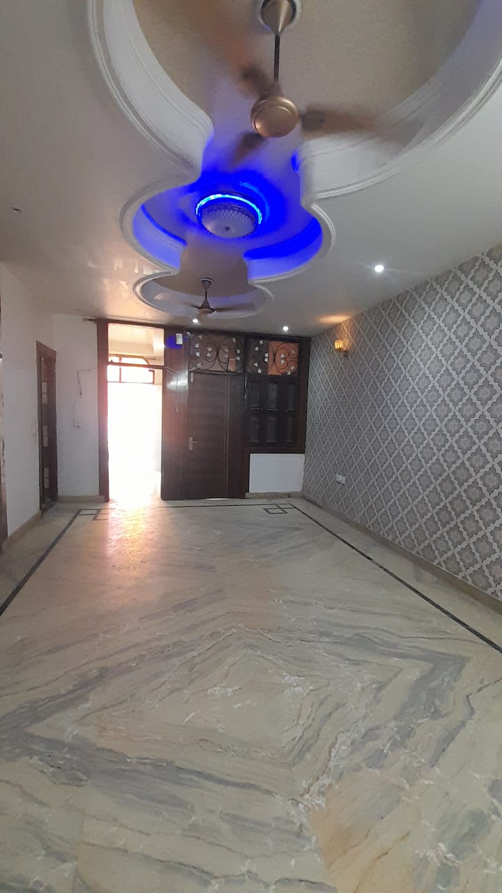 3 BHK + Pooja Room Builder Floor For Sale in Niti Khand 1
