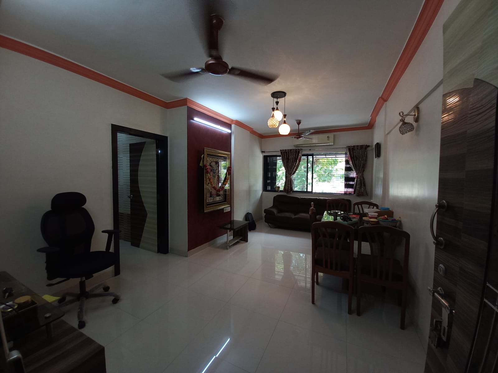 2 BHK Apartment For Rent in Dharam Palace