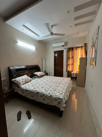 2 BHK Builder Floor For Rent in Dhakoli