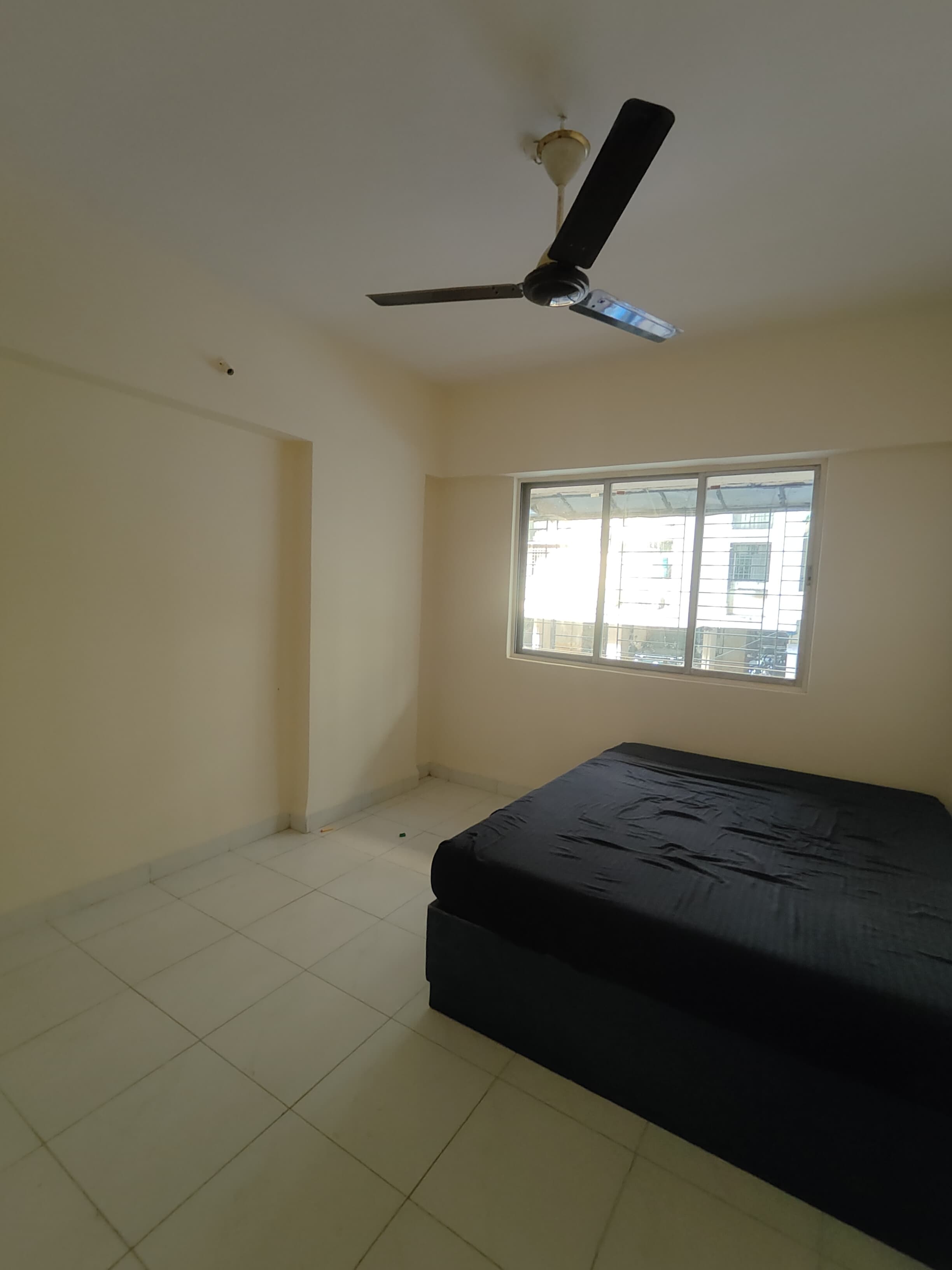 2 BHK + Extra Room Apartment For Rent in Lokpuram CHS