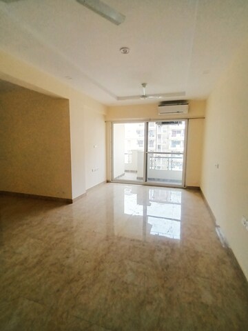 Room in 2 BHK Apartment at MI Rustle Court, Gomti Nagar – for Sale
