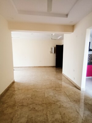 Room in 2 BHK Apartment at MI Rustle Court, Gomti Nagar – for Sale