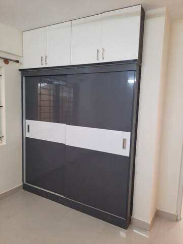 Room in 2 BHK Apartment at Creative Elegance, Nagavara – for Rent