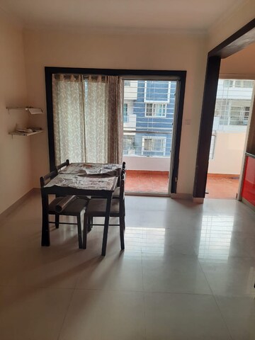 Room in 2 BHK Apartment at Creative Elegance, Nagavara – for Rent