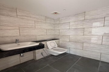 Bathroom in 4 BHK Apartment at Rustomjee Crown, Prabhadevi – for Sale