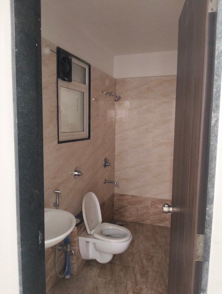 Bathroom, urban-skyline-phase-1 2 Bedroom 738 Sq.Ft. Apartment In Ravet Pune 8586022