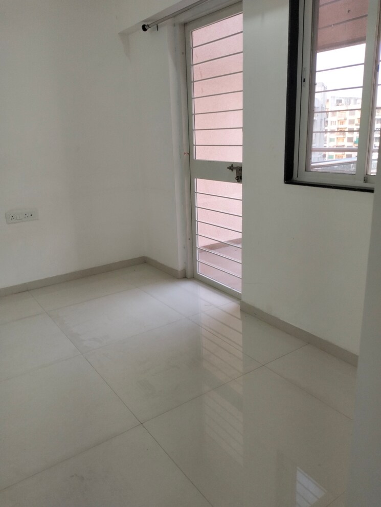 Room, urban-skyline-phase-1 2 Bedroom 738 Sq.Ft. Apartment In Ravet Pune 8586022