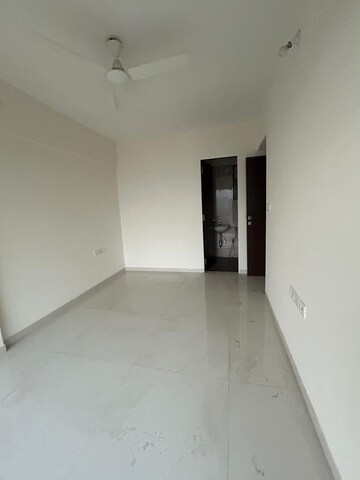 Room in 1 BHK Apartment at GeeCee Aspira 206, New Panvel – for Rent
