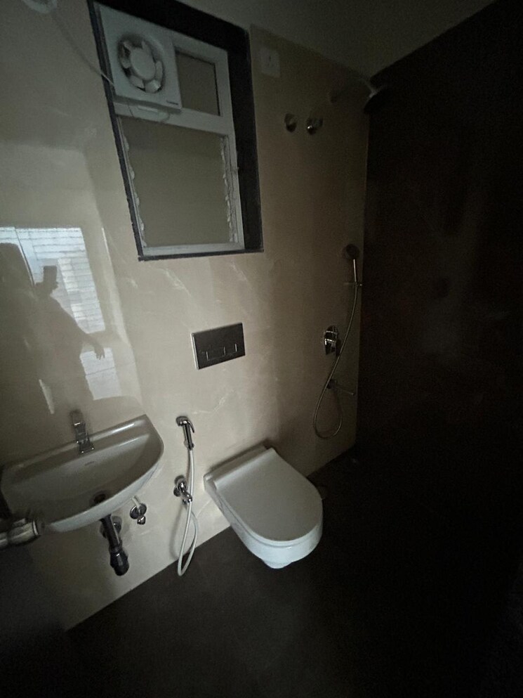 Bathroom, geecee-aspira-206 1 Bedroom 475 Sq.Ft. Apartment In New Panvel Navi Mumbai 8586055