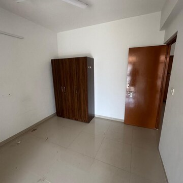 Room in 2 BHK Apartment at Adani Aangan Arcade, Sector 88a – for Rent
