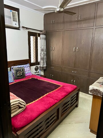 2 BHK Builder Floor For Rent in Rohini Sector 16